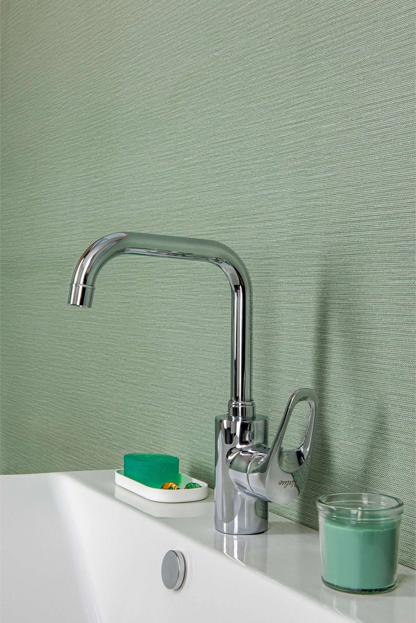 Milano High Washbasin Mixer with Rectangular Swivel Spout